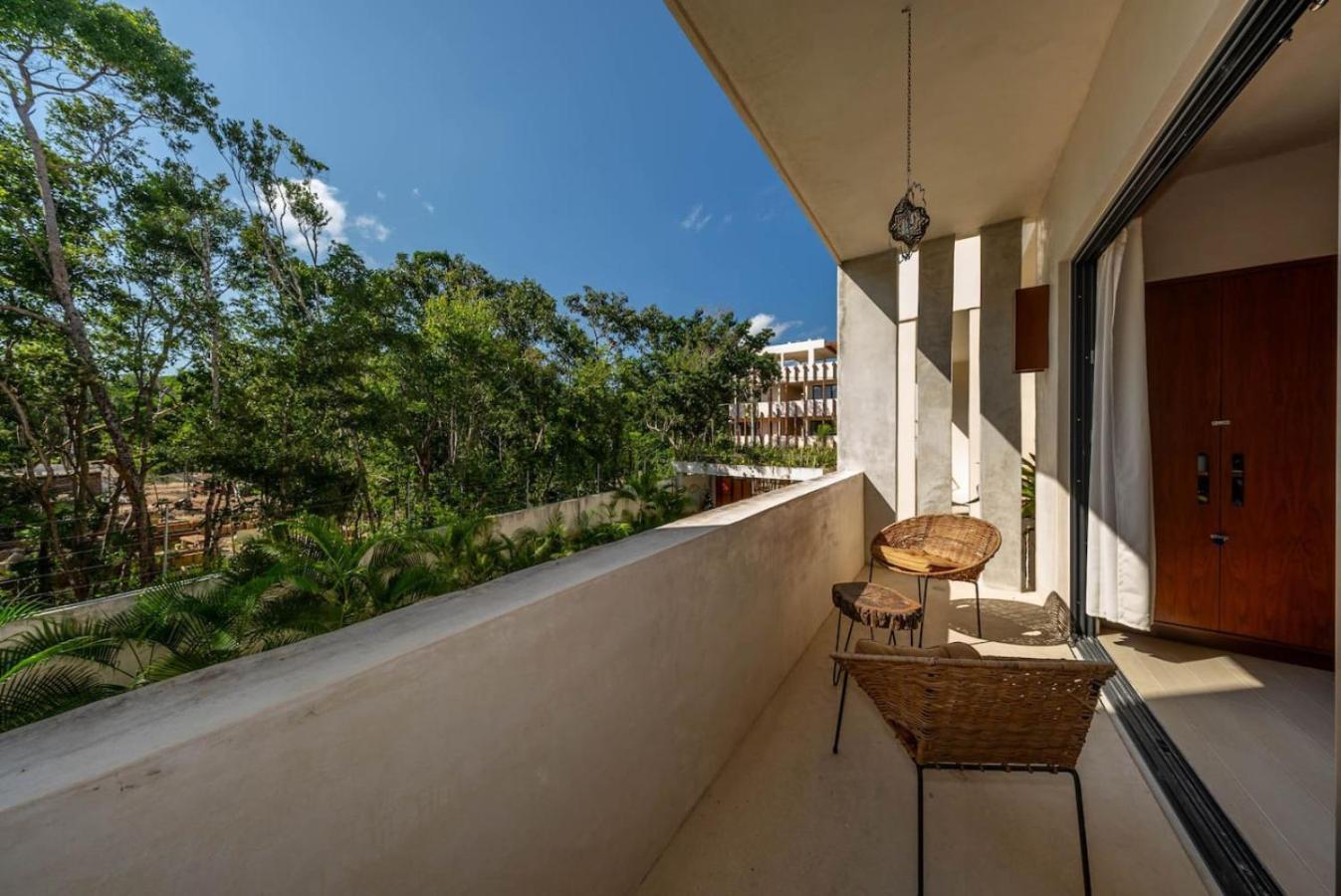 Appartamento 1 Bedroom With Rooftop Pool In Jungle At Paraiso