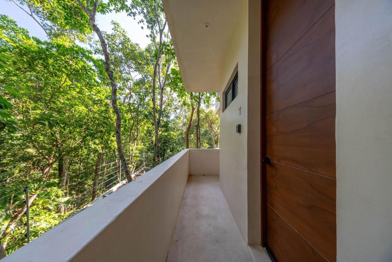 Apartment 1 Bedroom With Rooftop Pool In Jungle At Paraiso *